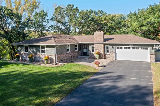 Photo for 4305 Dunrovin Lane, Eagan, MN 55123 - listing #6608448 4305 Dunrovin Lane, Eagan, MN 55123