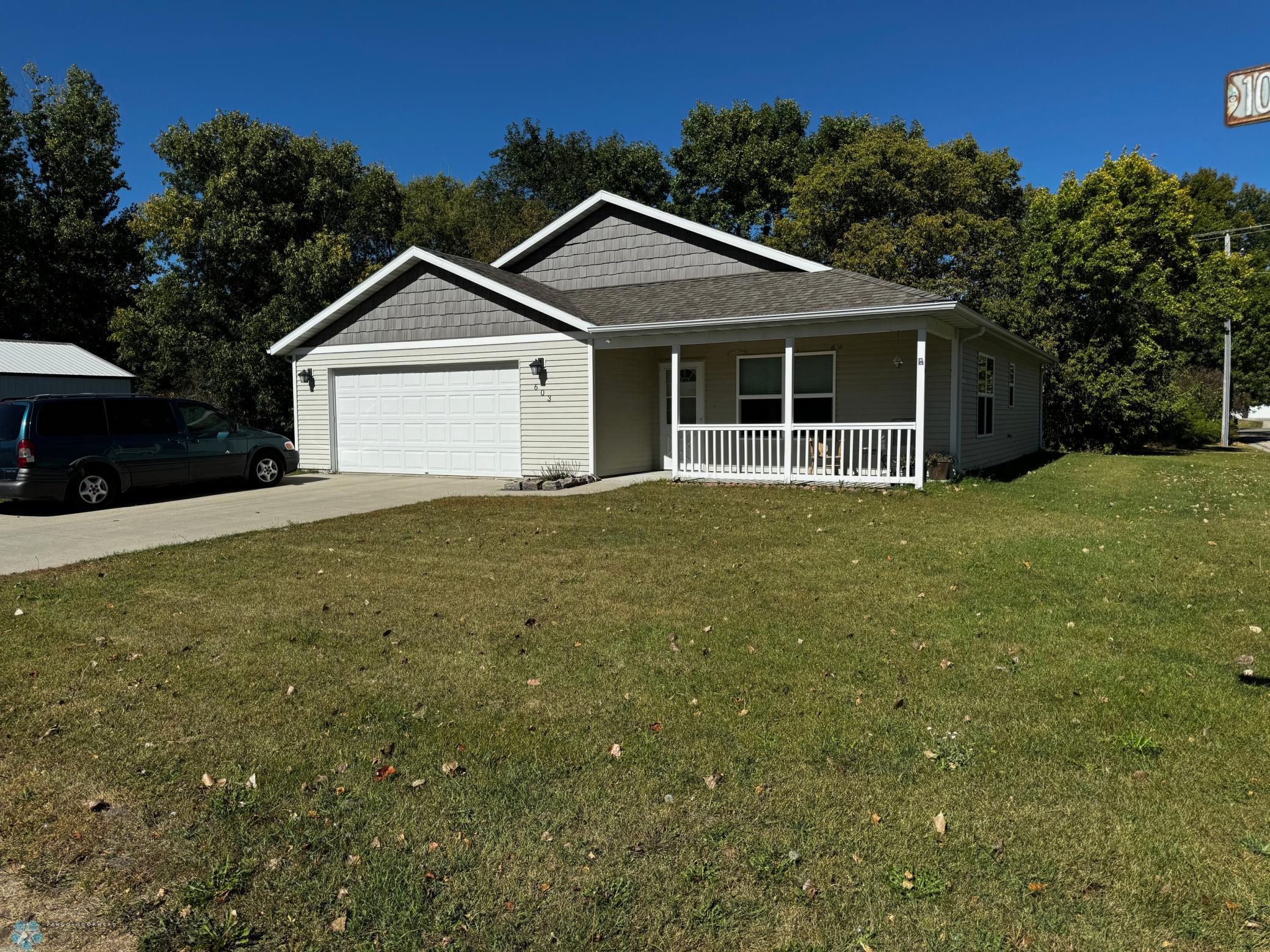 603 10th Avenue SE, Barnesville, MN 56514