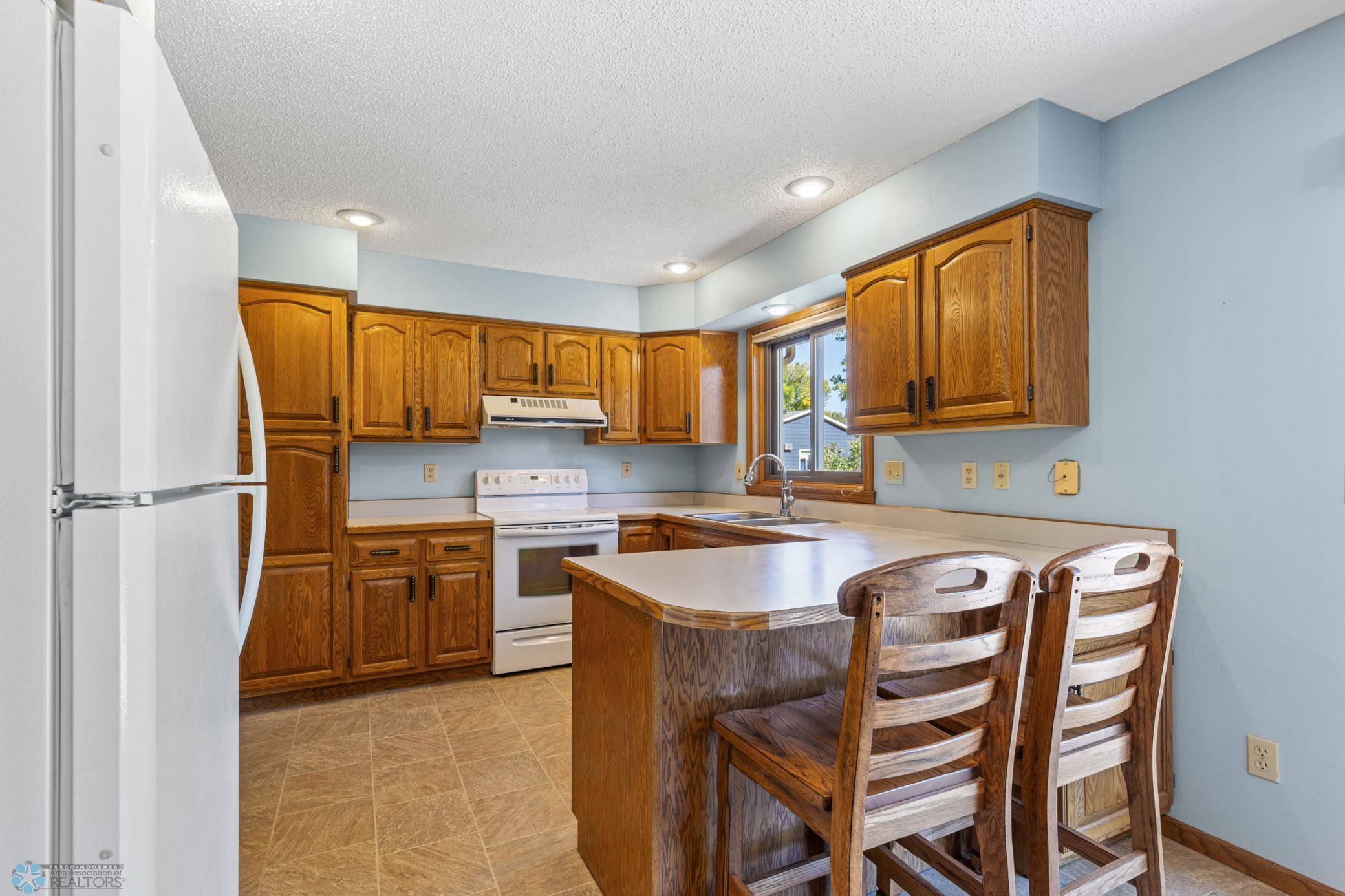 Kitchen-Eat in