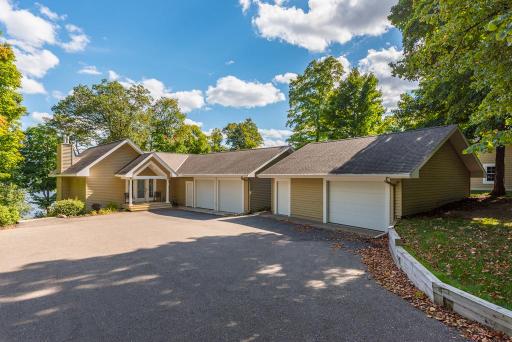 8752 Interlachen Road, Nisswa, MN 56468