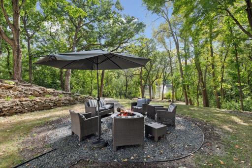 Create unforgettable memories with s'mores around the fire, the perfect way to enjoy cozy evenings in your backyard.