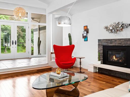 5401 Northwood Ridge, Minneapolis, MN 55437