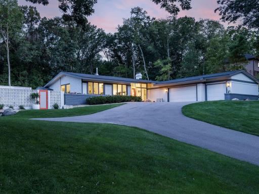 5401 Northwood Ridge, Minneapolis, MN 55437