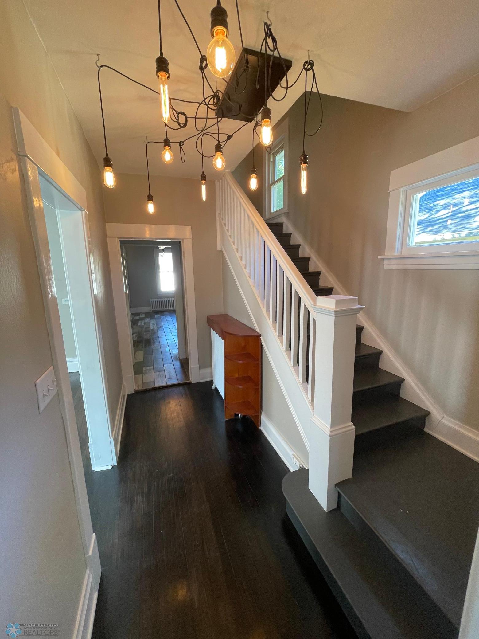 Main floor: entry