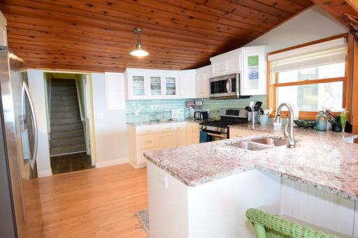 All newer cabinets, appliances and countertops