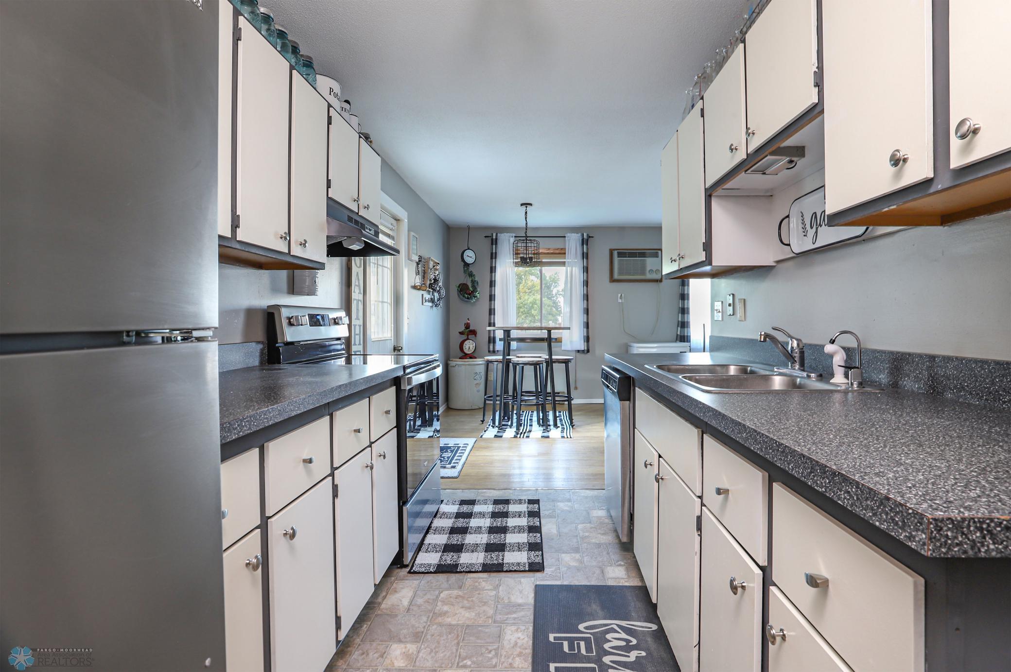 Kitchen to dining