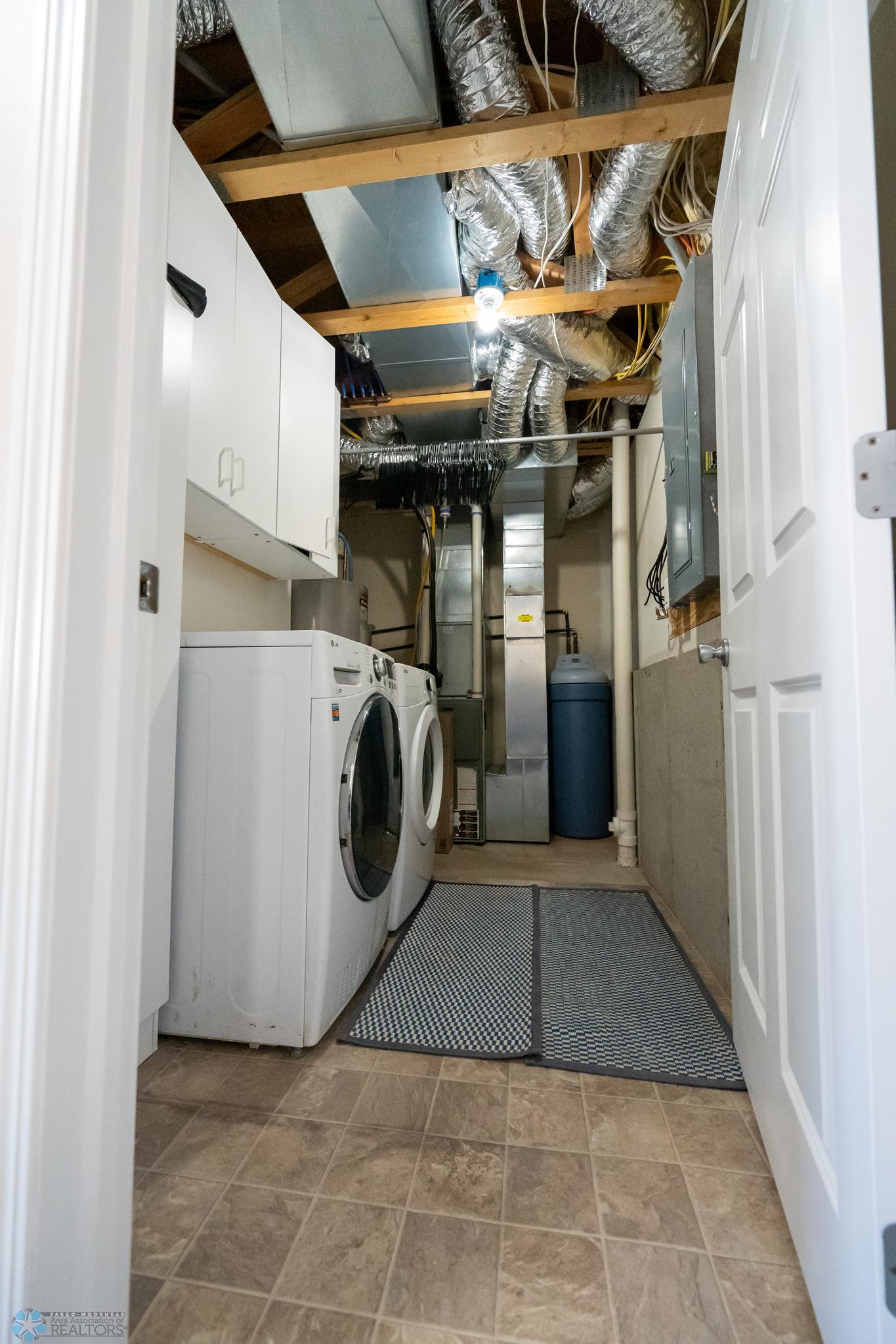 1154 44th Ave W, West Fargo 7.jpg