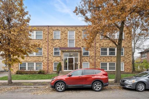 1910 Colfax Avenue S, Minneapolis, MN 55403