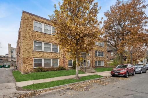 1910 Colfax Avenue S, Minneapolis, MN 55403