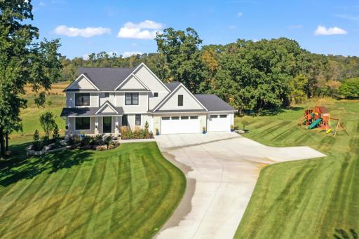 5153 8th Street SW, Rochester, MN 55902