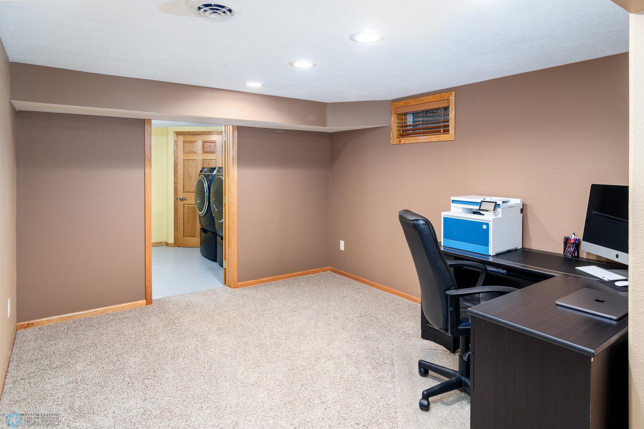 Flex room