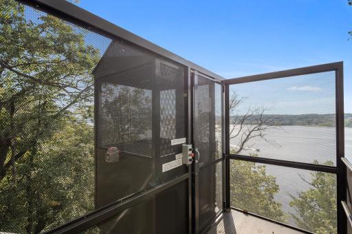 218 Station Circle N, Hudson, WI 54016