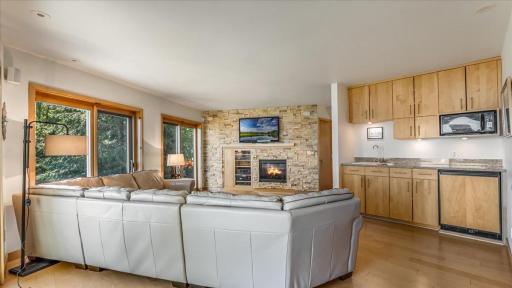 1825 S Le Homme Dieu Drive NE, Alexandria, MN 56308