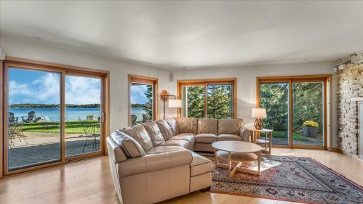 1825 S Le Homme Dieu Drive NE, Alexandria, MN 56308