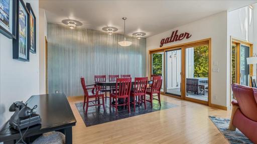 1825 S Le Homme Dieu Drive NE, Alexandria, MN 56308