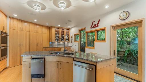 1825 S Le Homme Dieu Drive NE, Alexandria, MN 56308