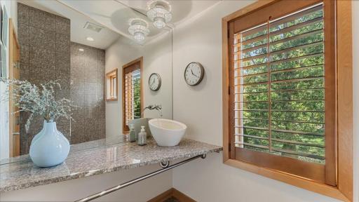 1825 S Le Homme Dieu Drive NE, Alexandria, MN 56308
