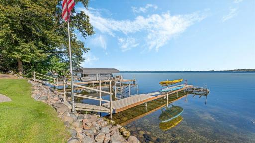 1825 S Le Homme Dieu Drive NE, Alexandria, MN 56308