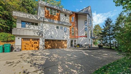 1825 S Le Homme Dieu Drive NE, Alexandria, MN 56308