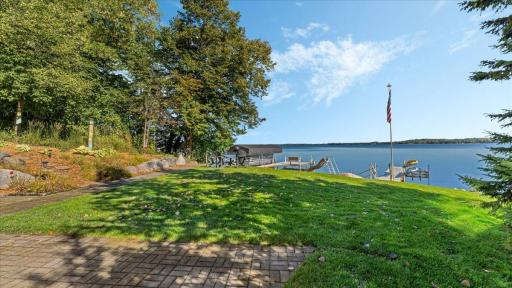 1825 S Le Homme Dieu Drive NE, Alexandria, MN 56308
