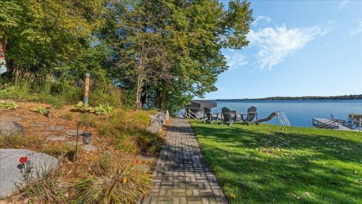 1825 S Le Homme Dieu Drive NE, Alexandria, MN 56308