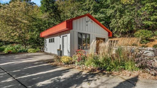 1825 S Le Homme Dieu Drive NE, Alexandria, MN 56308