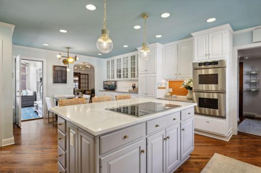4507 Edina Boulevard, Edina, MN 55424