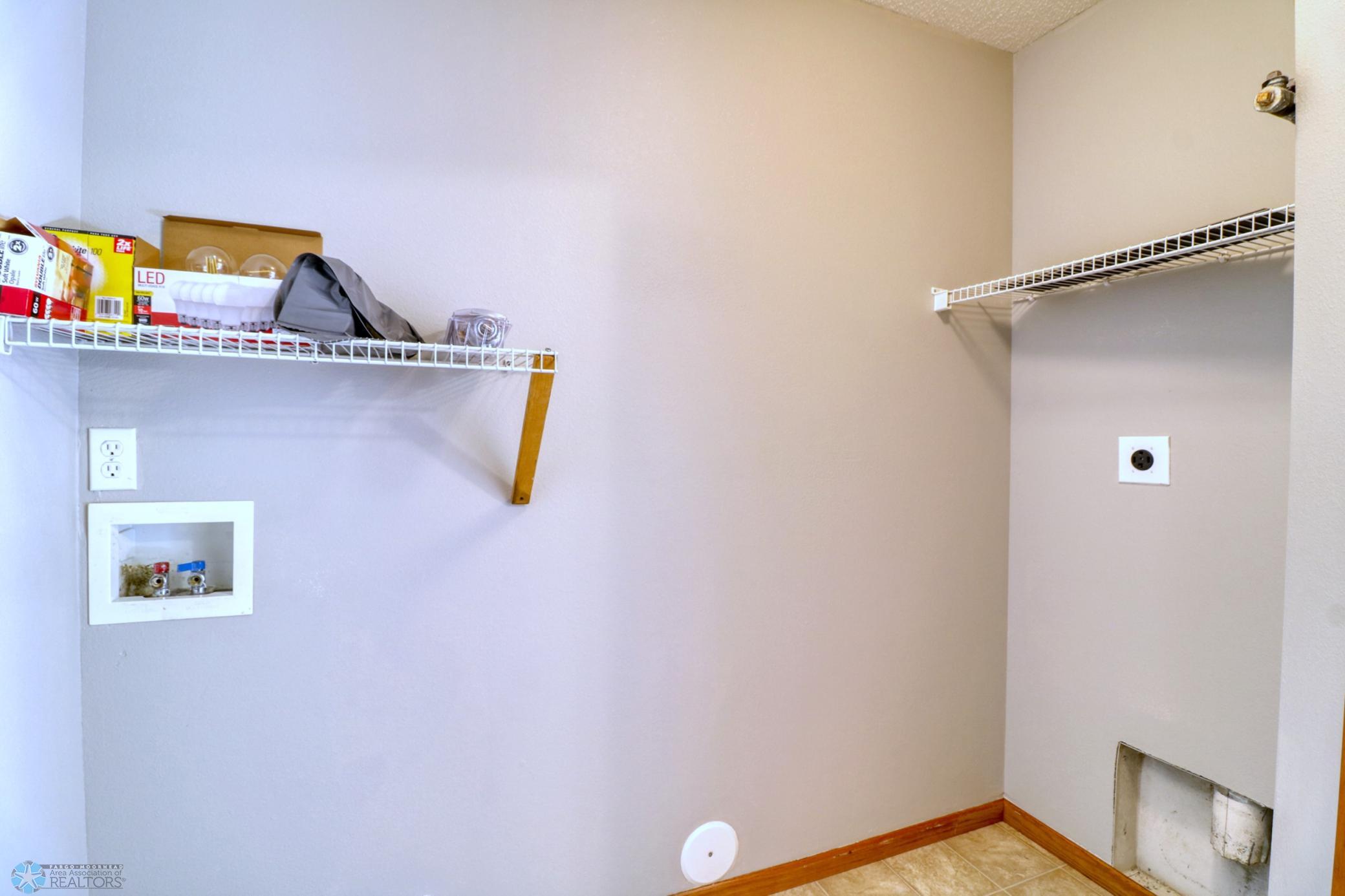 Laundry1_1.jpg