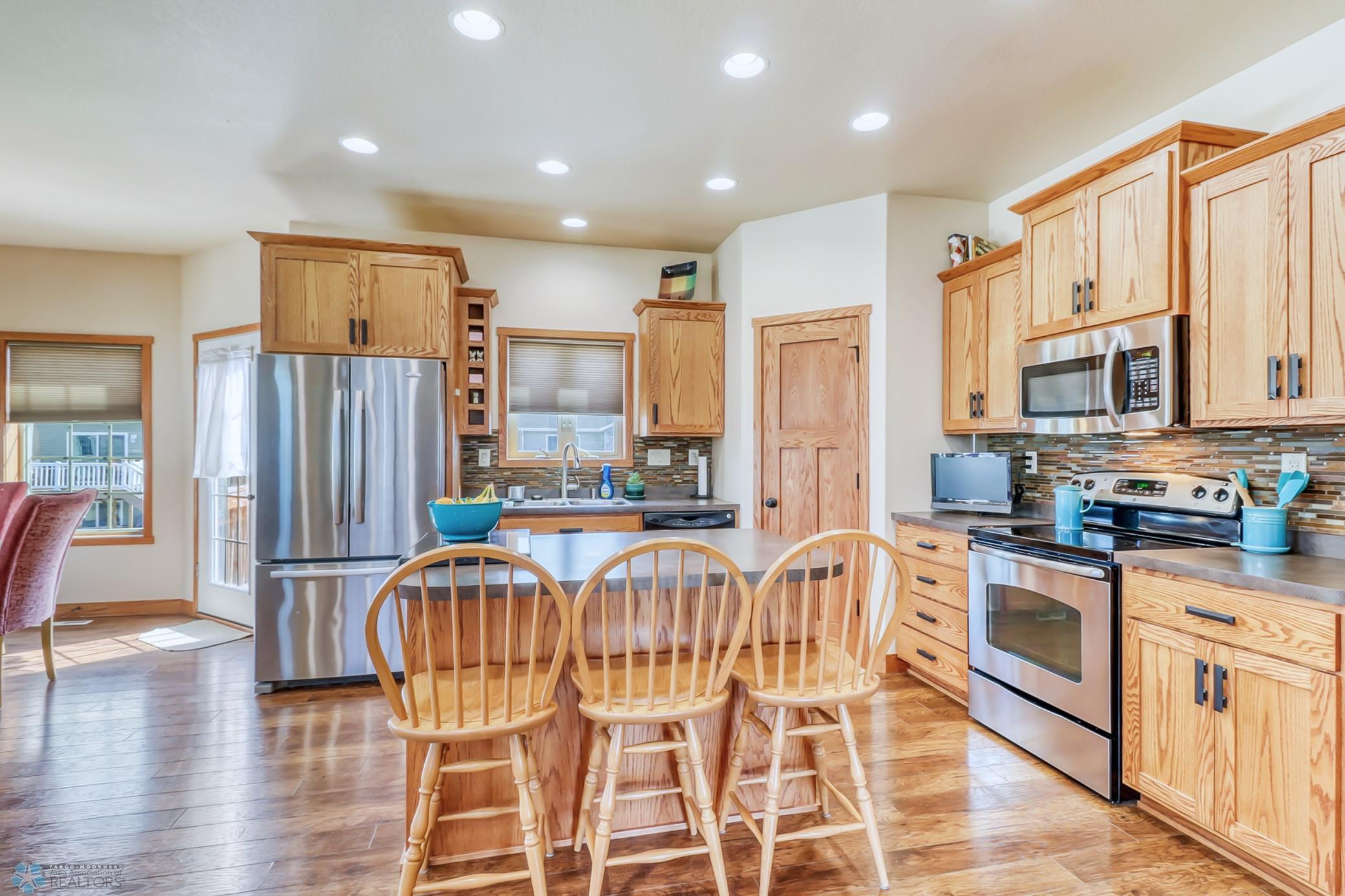 Kitchen1_0.jpg