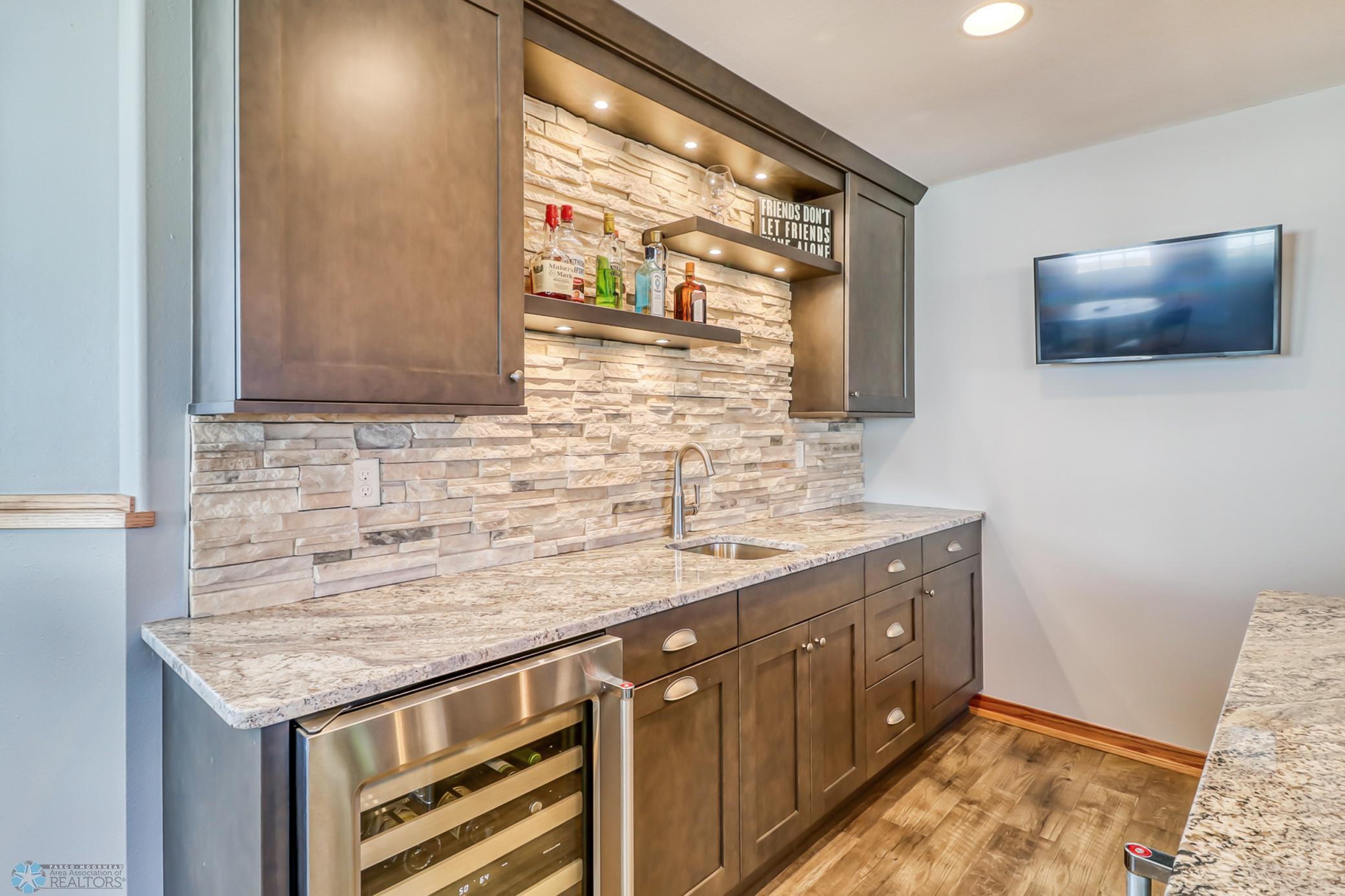 Basement Bar1_3.jpg