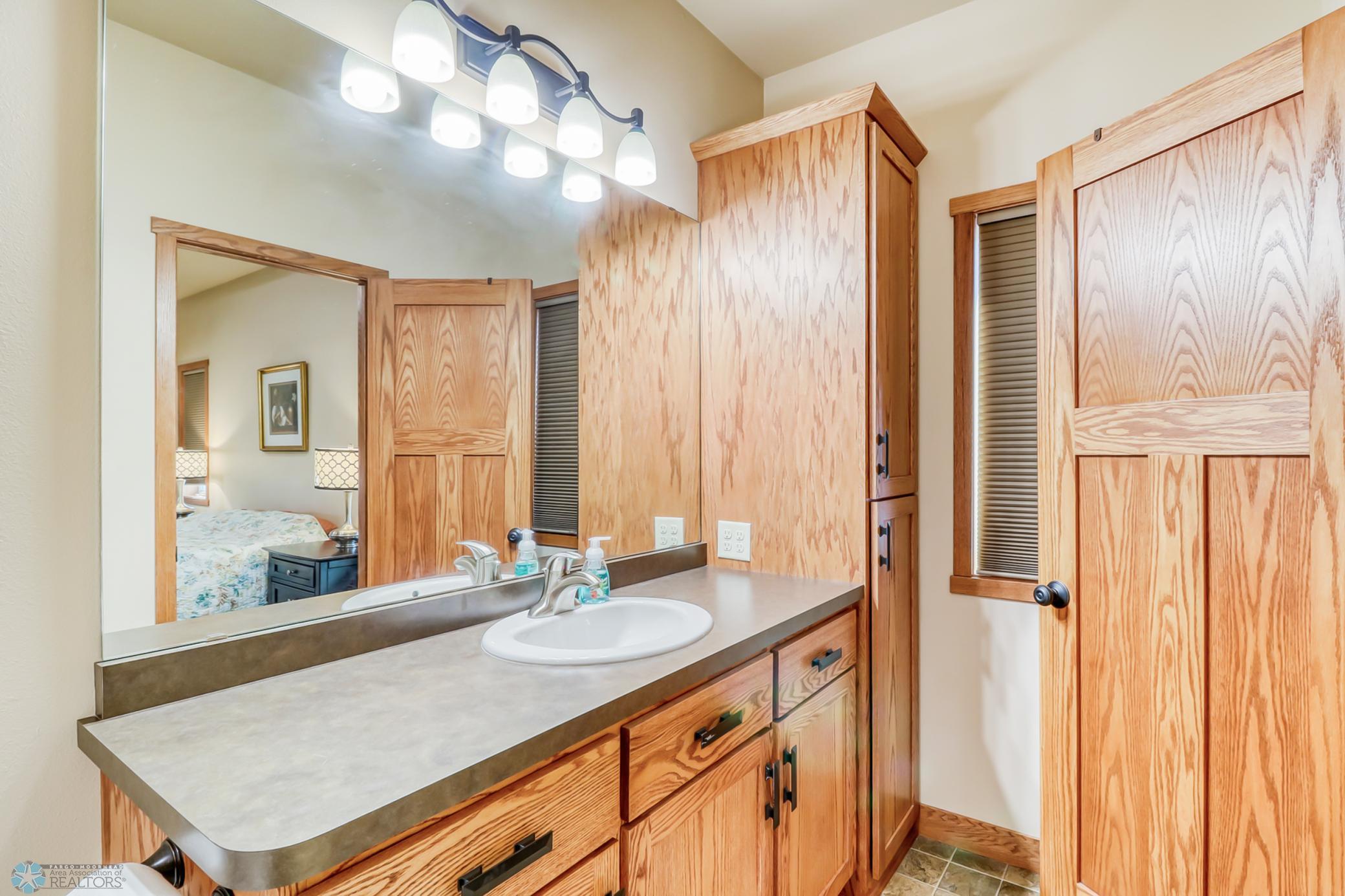 Primary Bathroom1_1.jpg