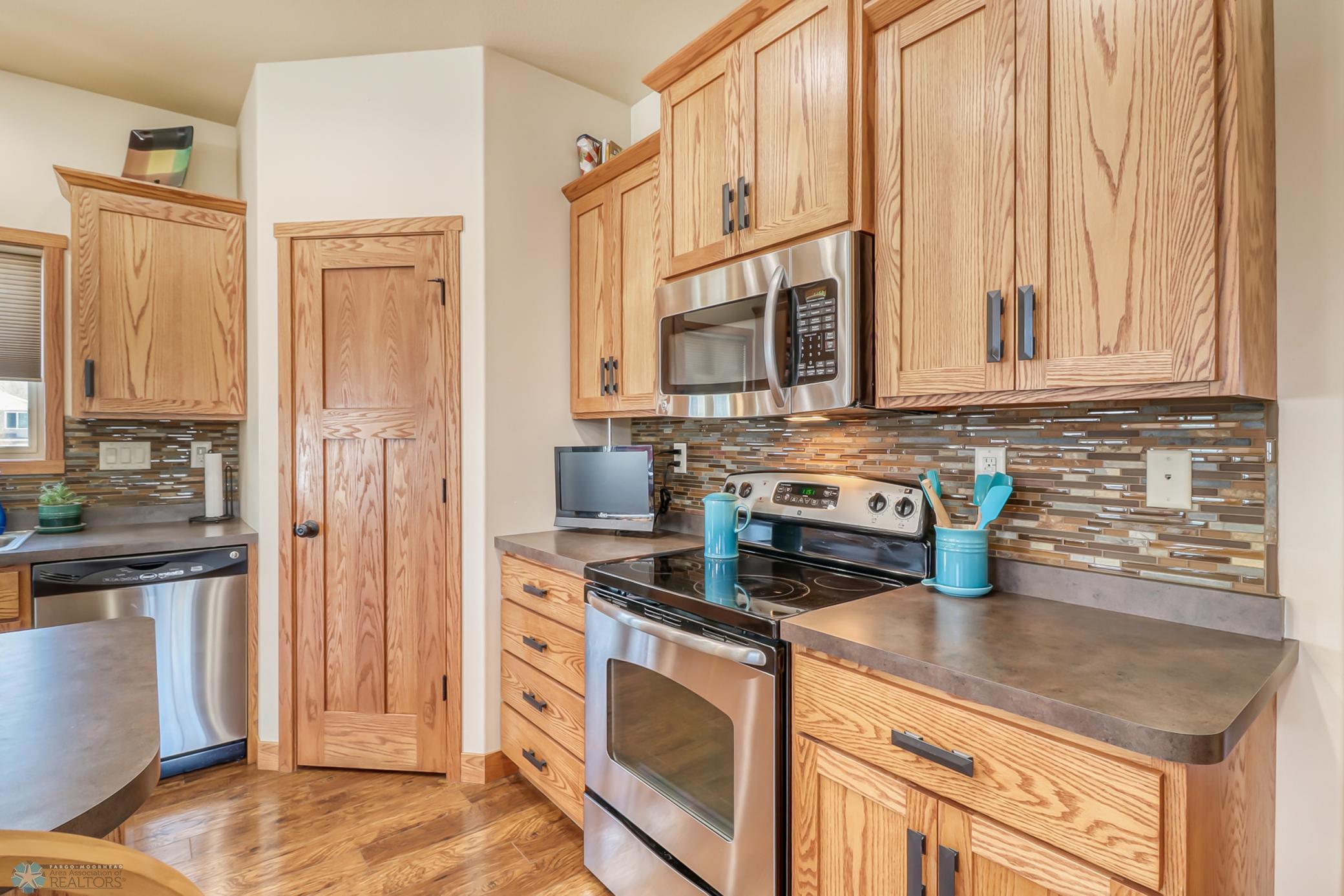 Kitchen1_5.jpg
