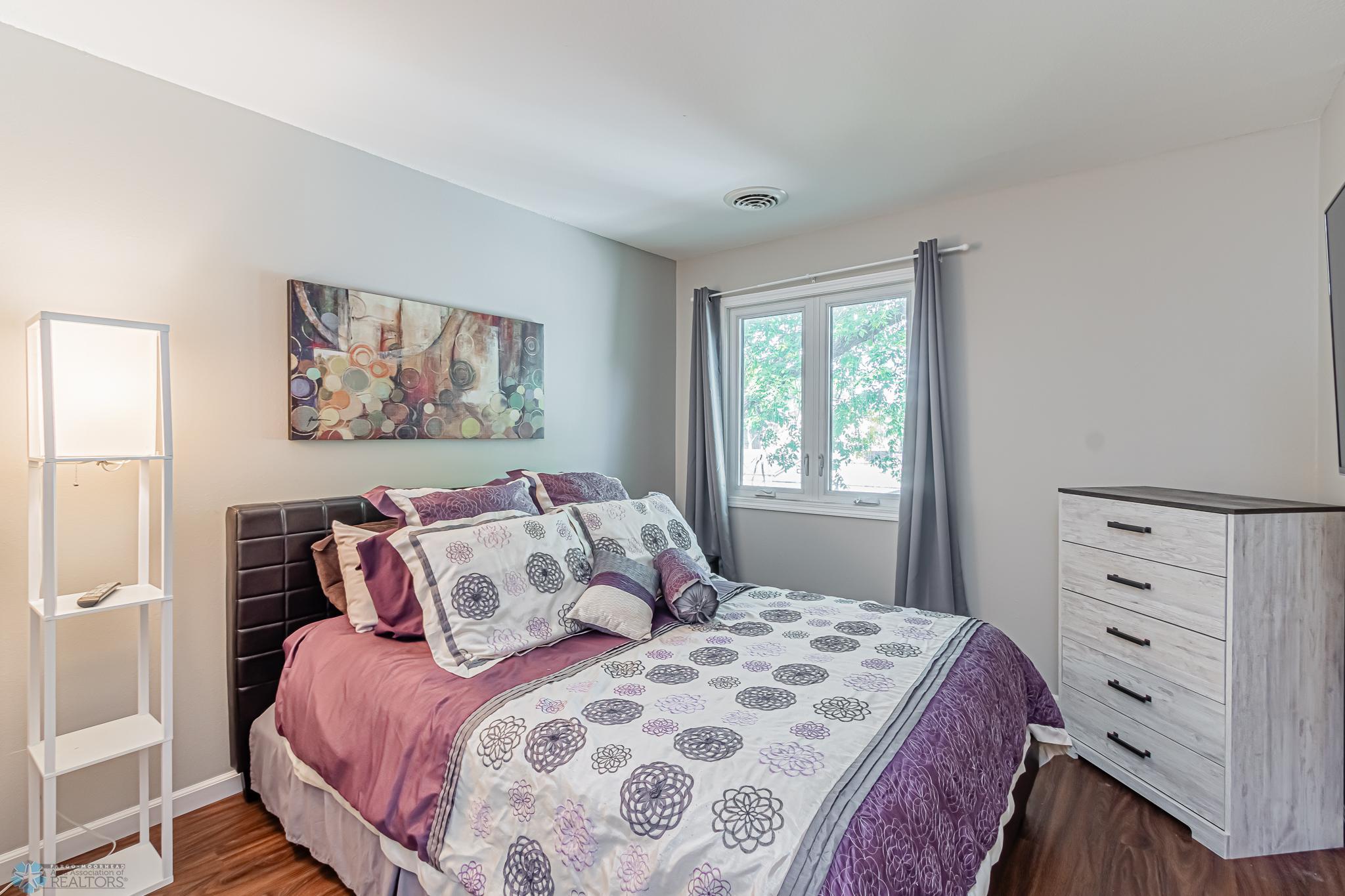 3237 17th Ave S Apartment 203 Fargo, ND 58103-23.jpg