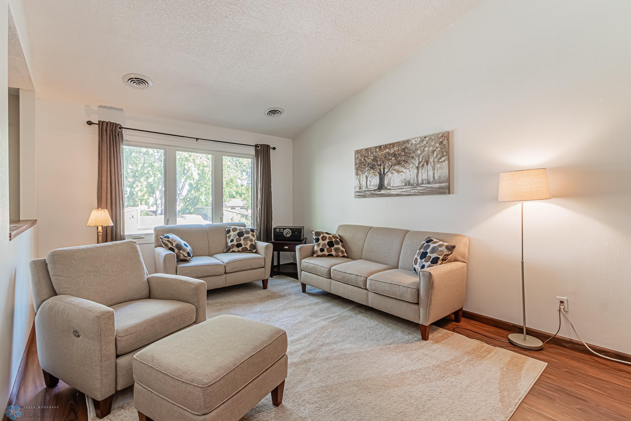 3237 17th Ave S Apartment 203 Fargo, ND 58103-28.jpg