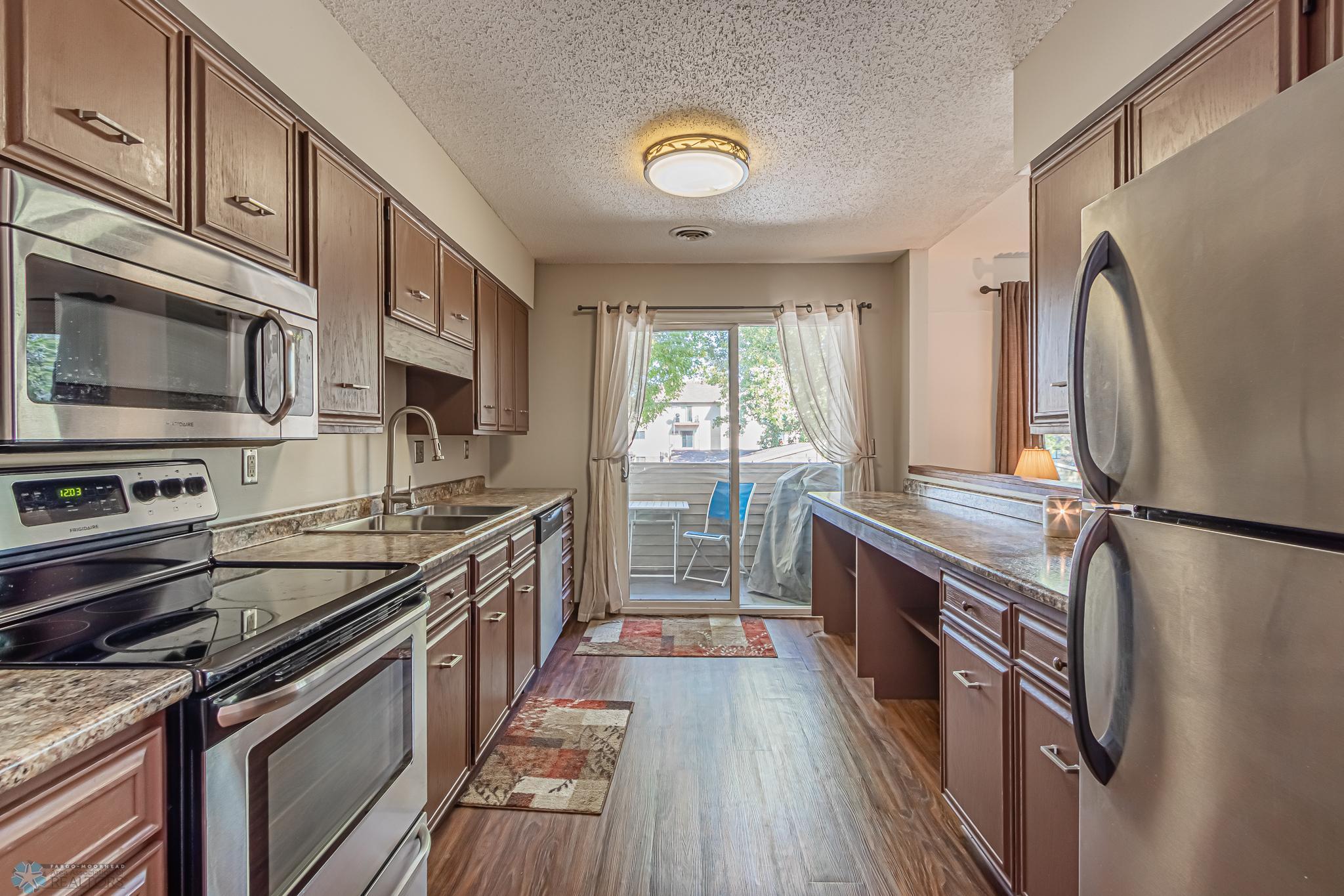 3237 17th Ave S Apartment 203 Fargo, ND 58103-14.jpg