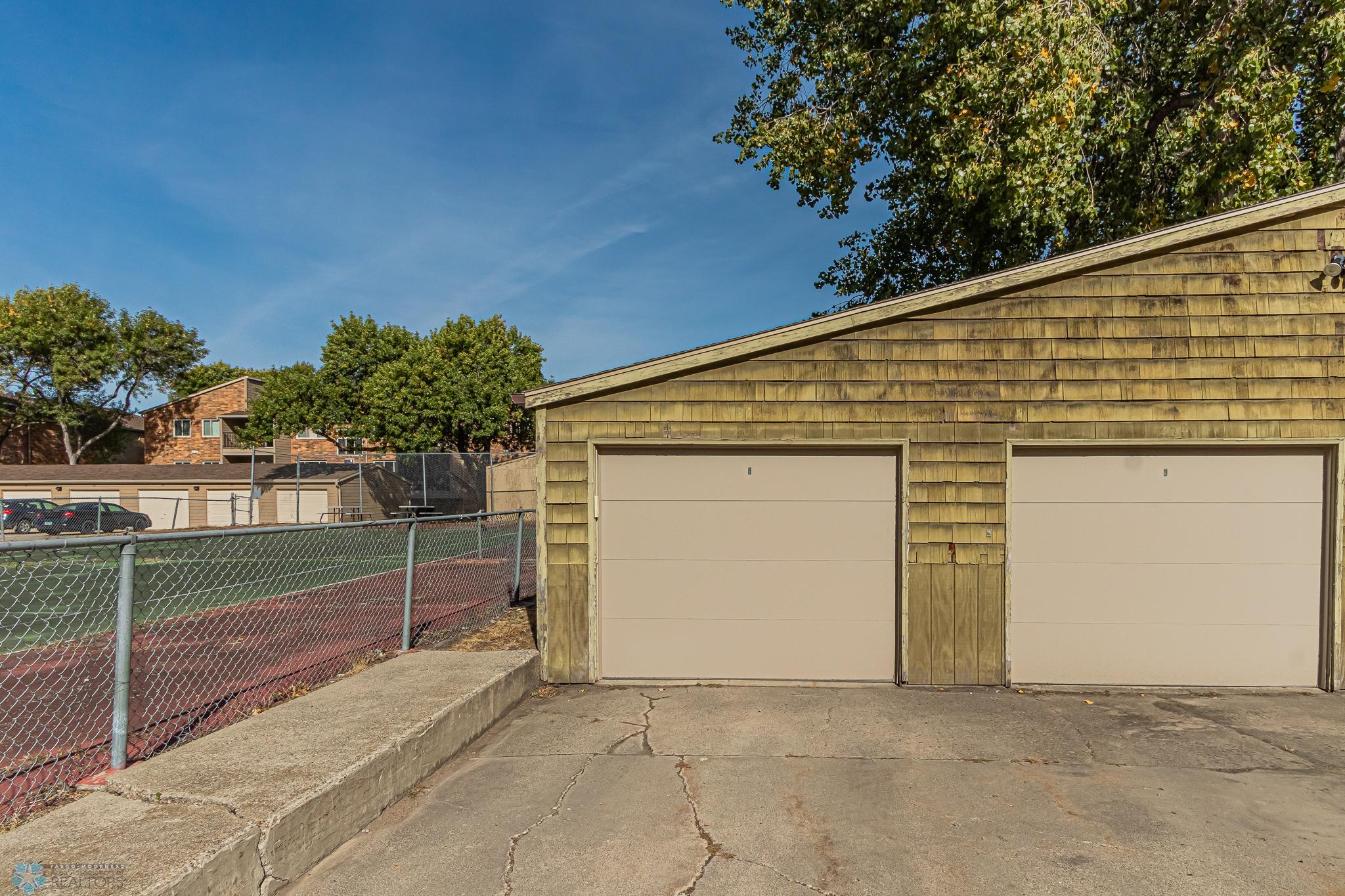 3237 17th Ave S Apartment 203 Fargo, ND 58103-04.jpg