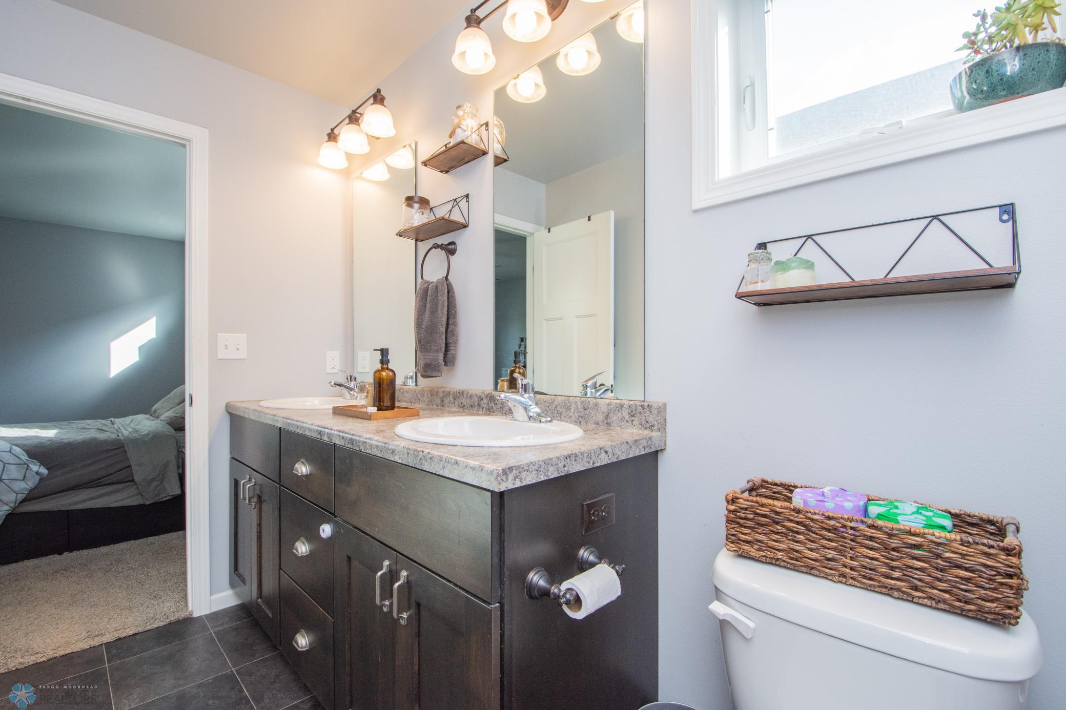 Dual Vanity