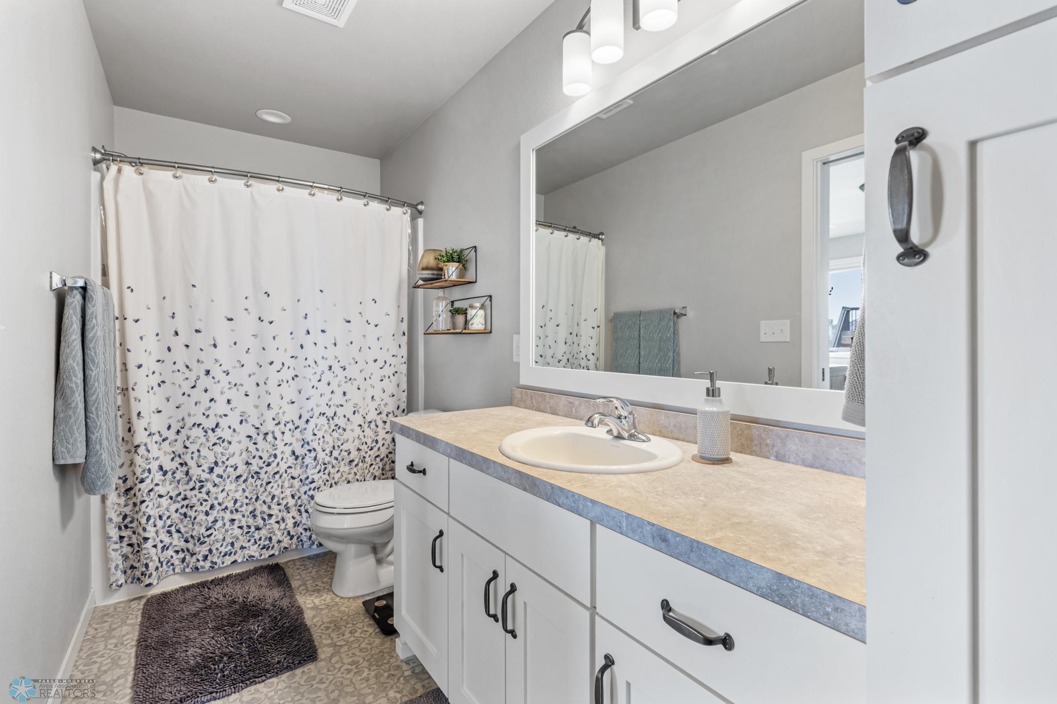 Primary Full Bath