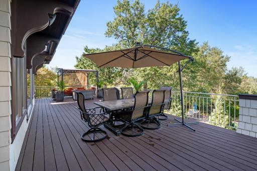 9654 Whistling Valley Road, Lake Elmo, MN 55042