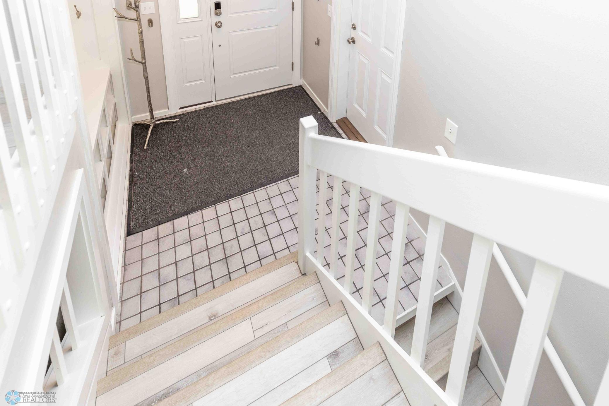 3044 bohnet blvd-41.jpg
