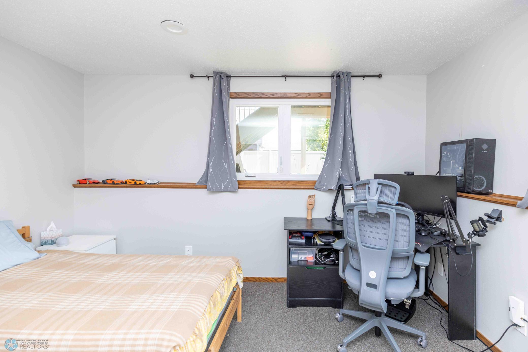 3044 bohnet blvd-55.jpg