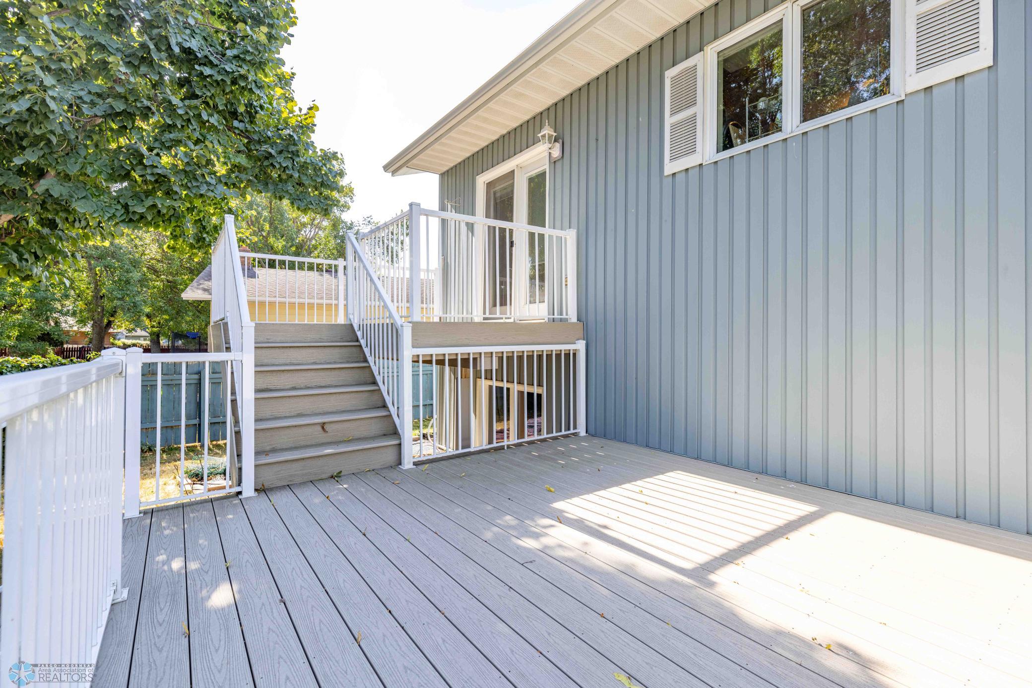 3044 bohnet blvd-9.jpg