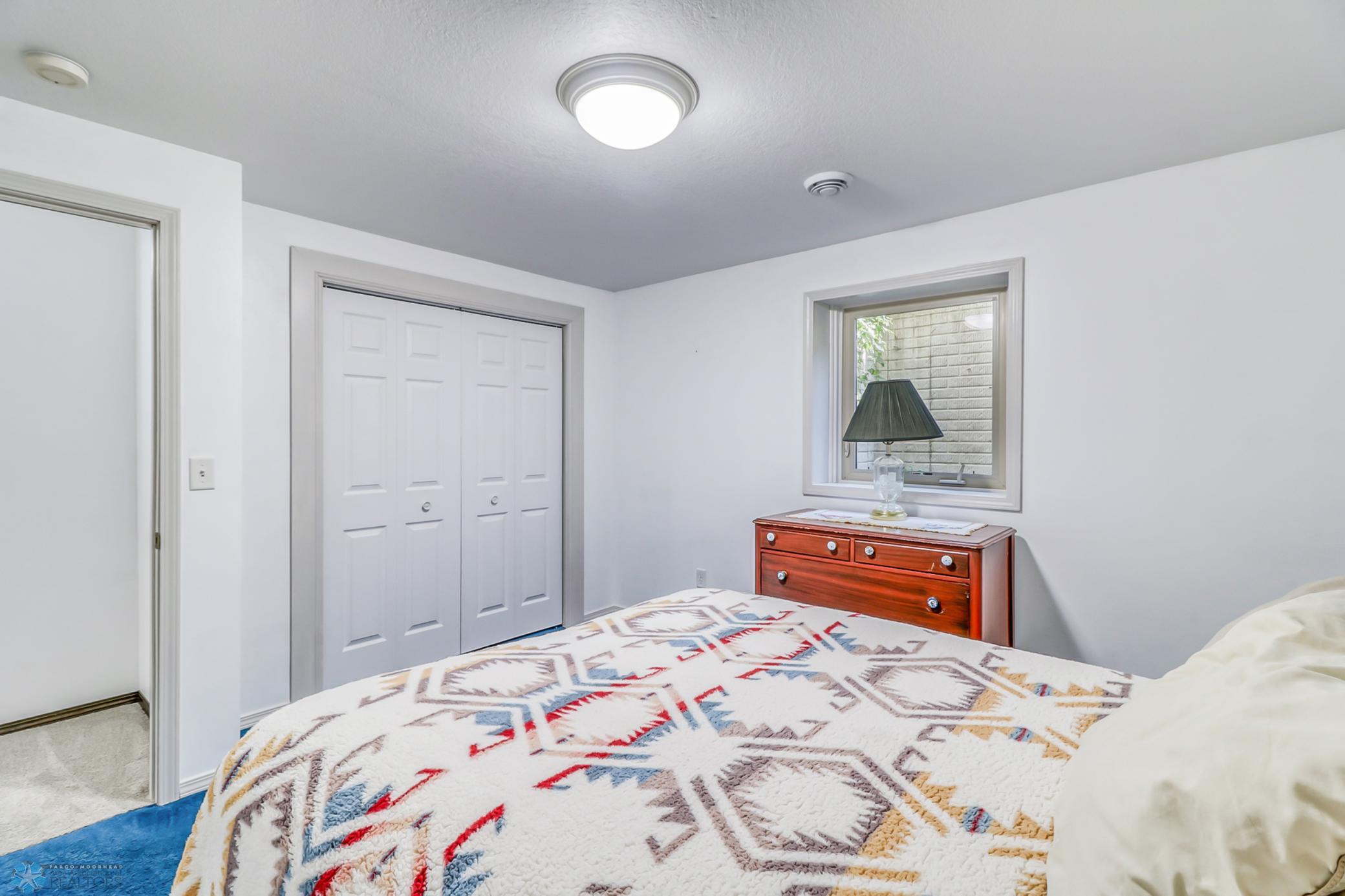 Basement Bedroom2_2.jpg