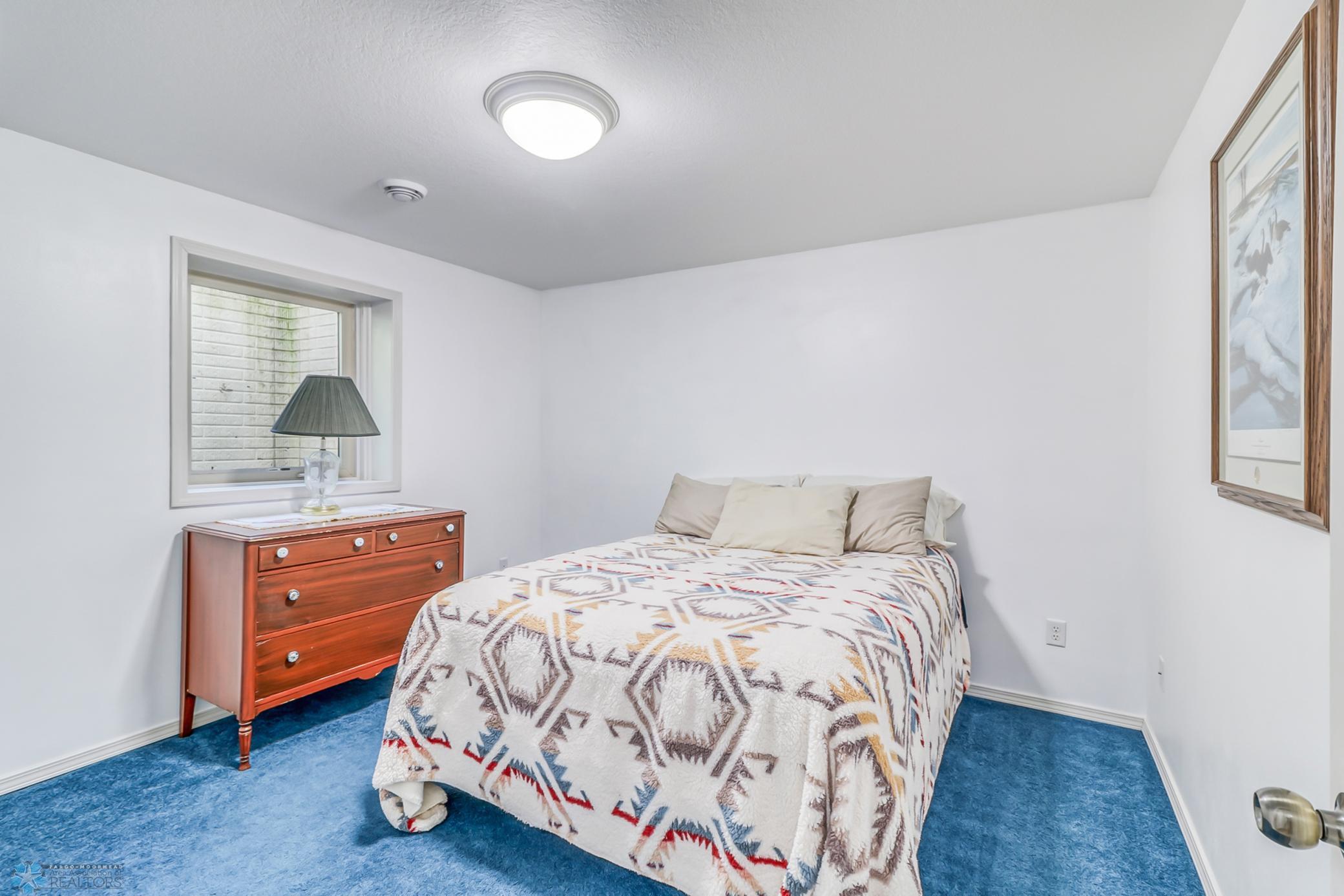 Basement Bedroom2_1.jpg