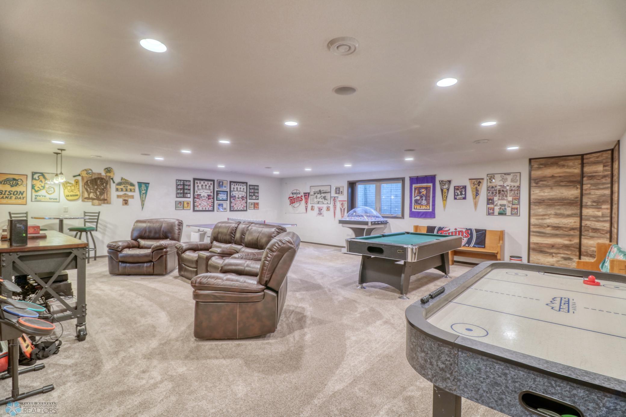 Basement1_1.jpg