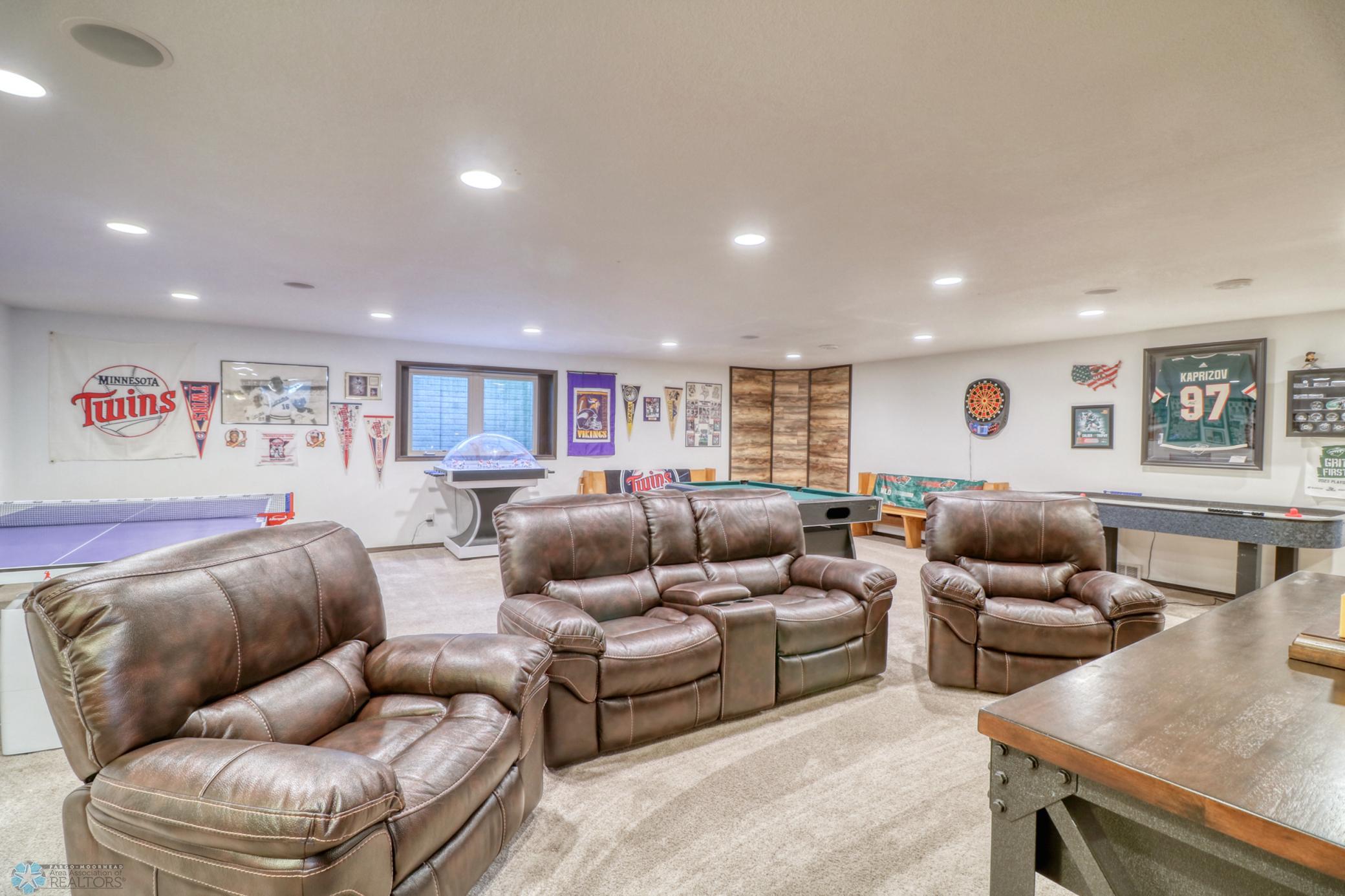 Basement1_2.jpg