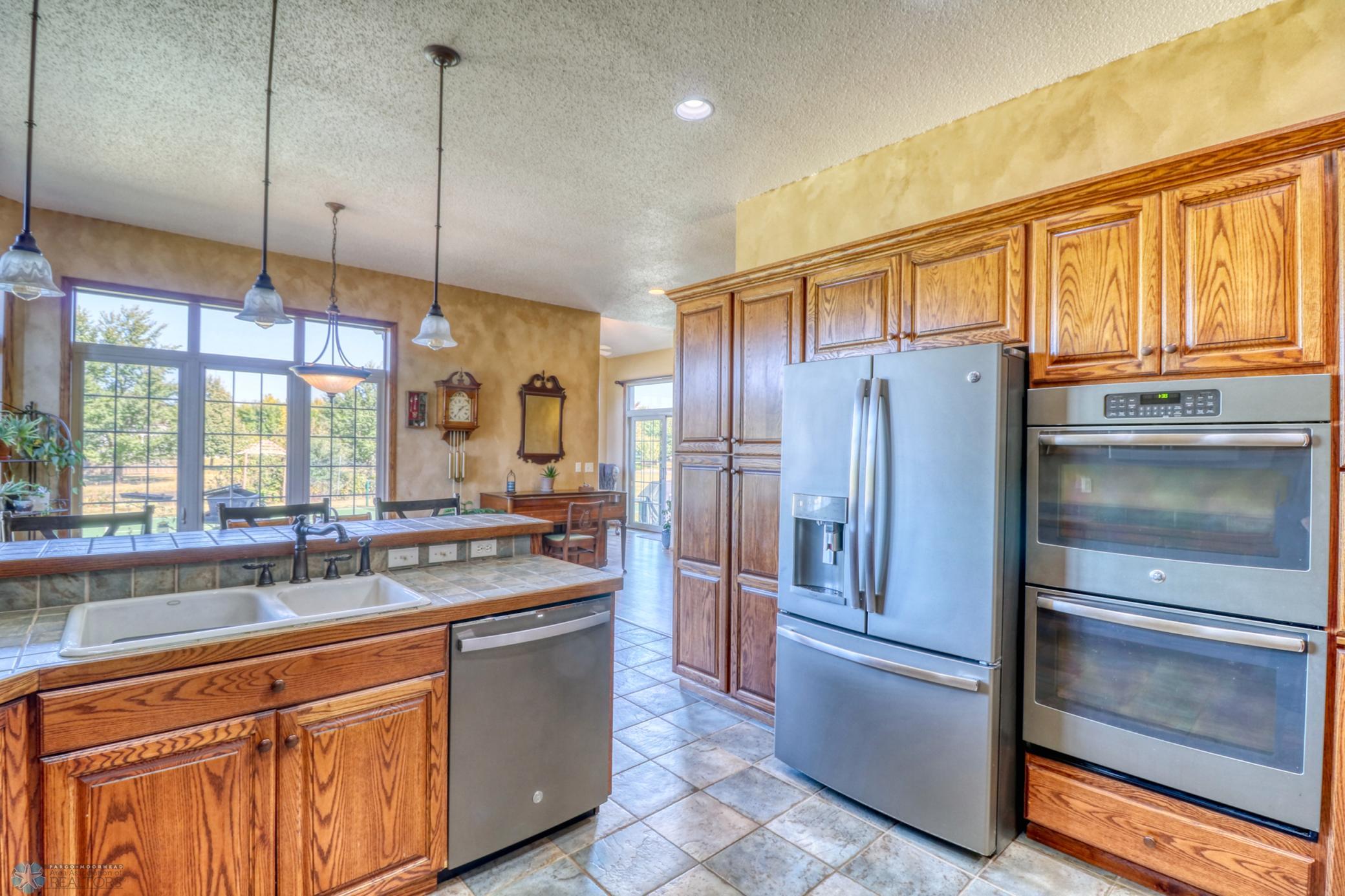 Kitchen1_6.jpg