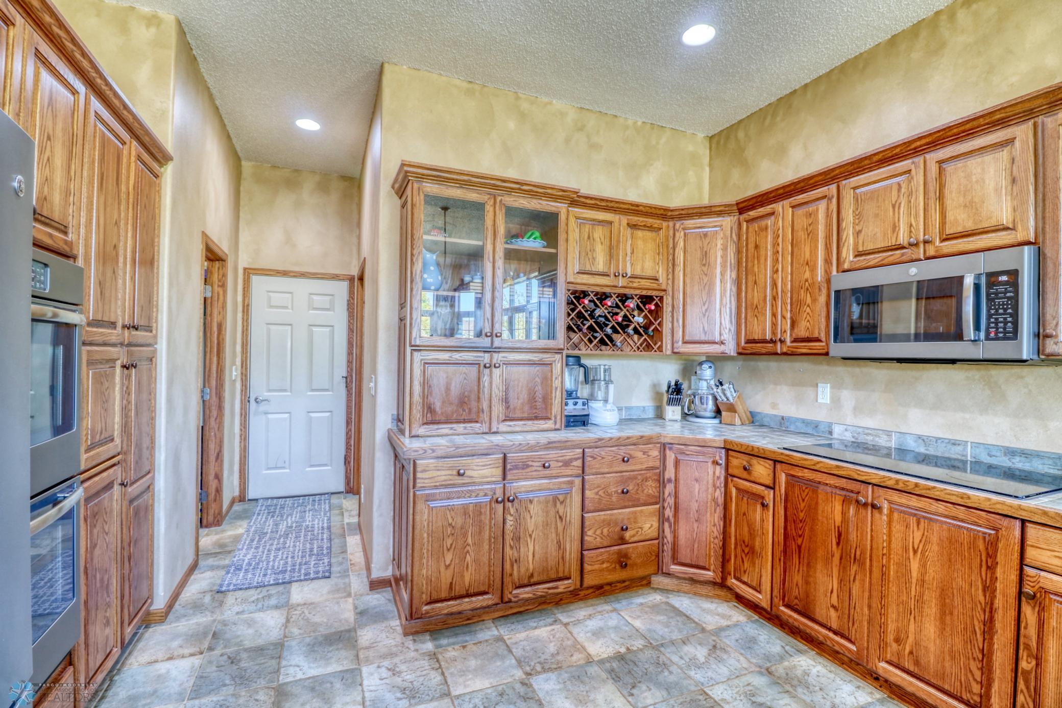Kitchen1_5.jpg