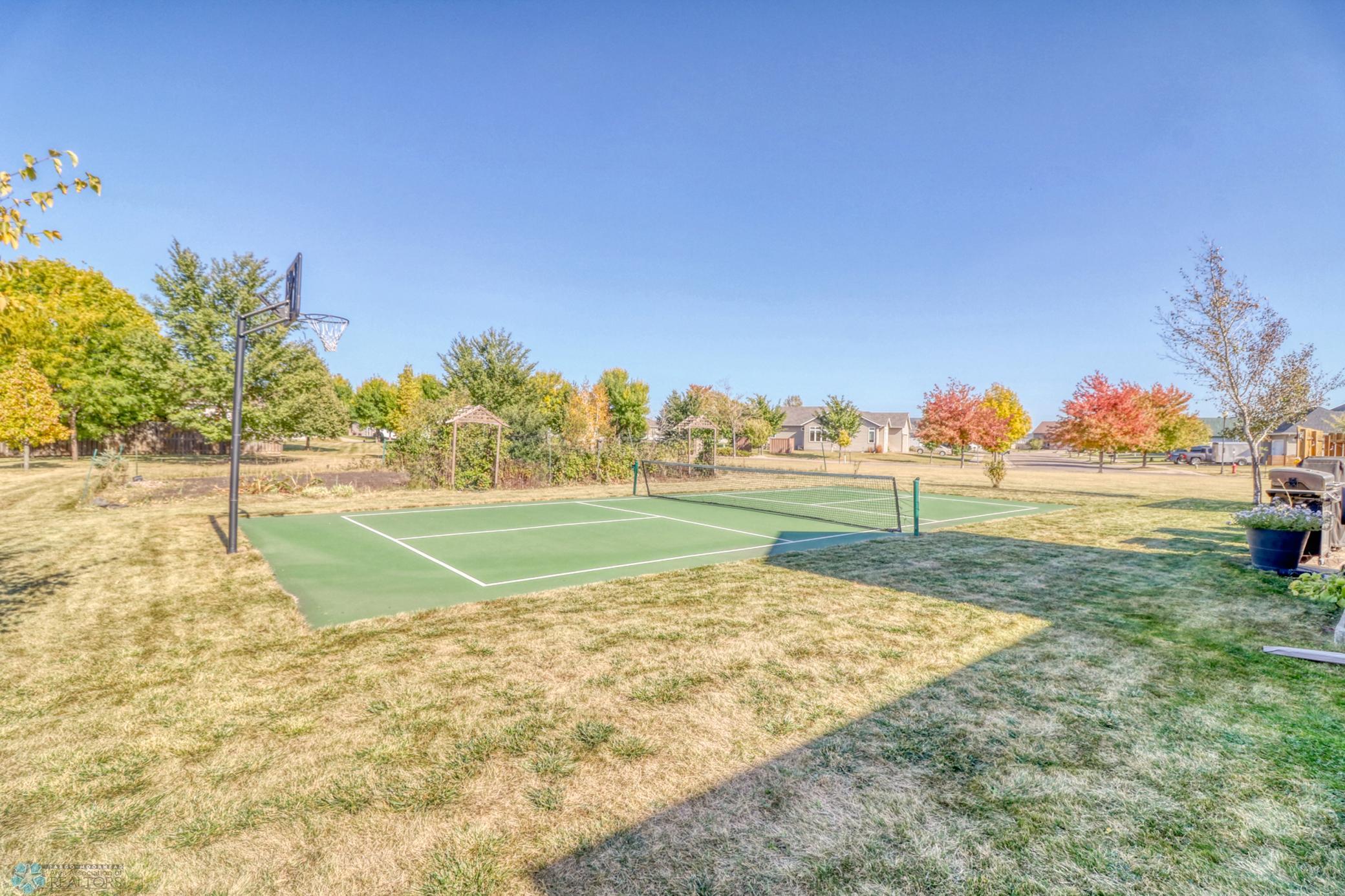 Backyard w Pickleball.Baseketball Court!1_2.jpg