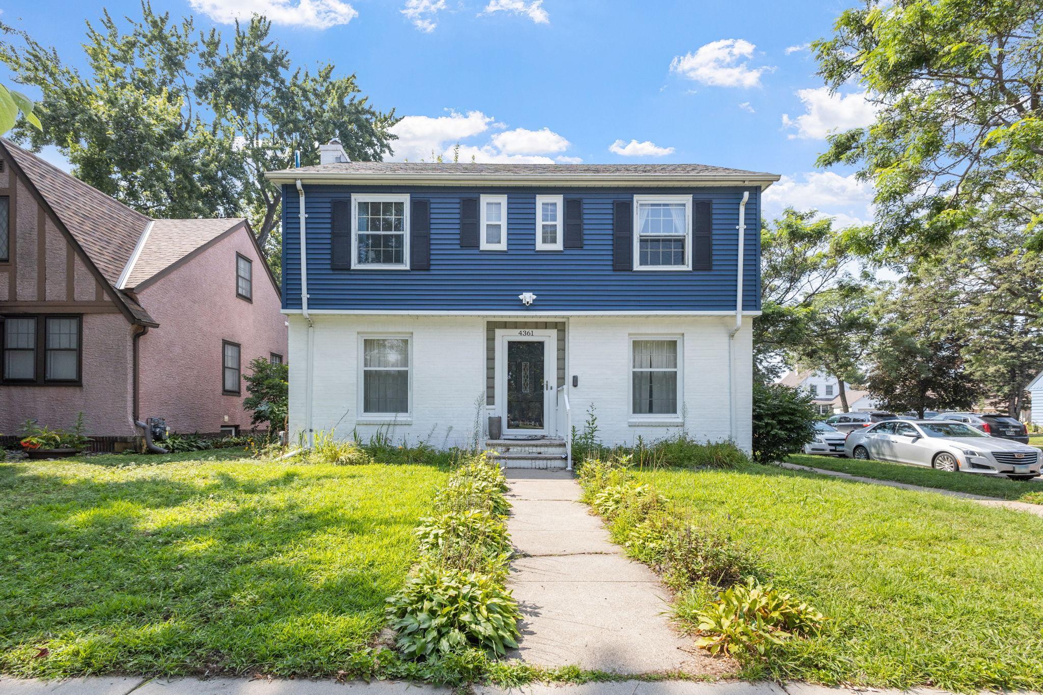 This beautiful 2-story gem sits on a desirable corner lot just blocks away from Victory Memorial Parkway.